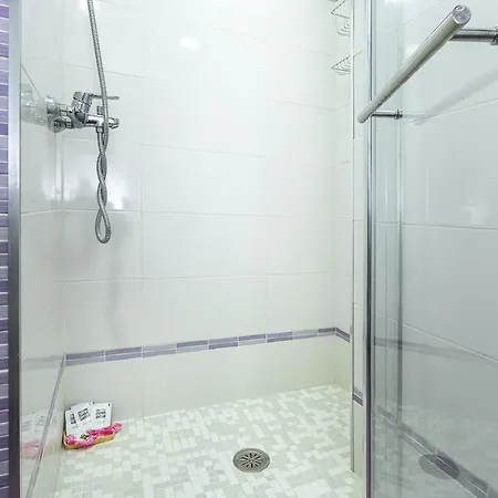 Piscinas - Wifi - Fire Stick Amazon - 10 Min Playa - 5 Min Centro - Recien Reformado Apartment Torremolinos