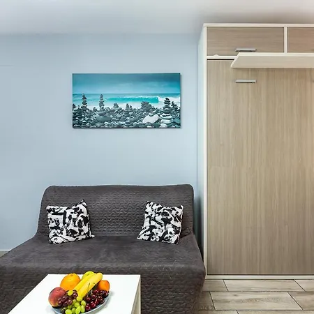 Apartment Piscinas - Wifi - Fire Stick Amazon - 10 Min Playa - 5 Min Centro - Recien Reformado