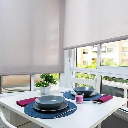 Piscinas - Wifi - Fire Stick Amazon - 10 Min Playa - 5 Min Centro - Recien Reformado Apartment *