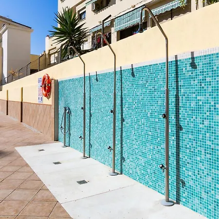 Piscinas - Wifi - Fire Stick Amazon - 10 Min Playa - 5 Min Centro - Recien Reformado Apartment