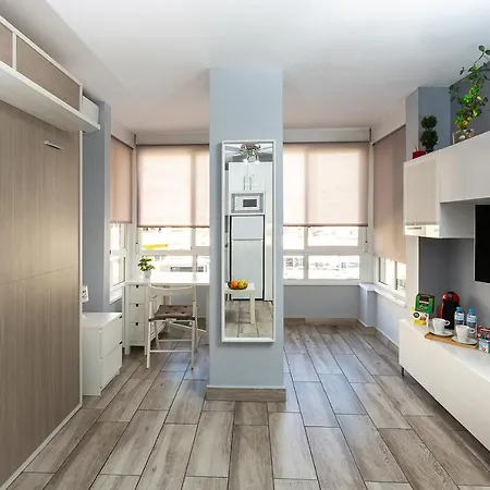 Apartment Piscinas - Wifi - Fire Stick Amazon - 10 Min Playa - 5 Min Centro - Recien Reformado *